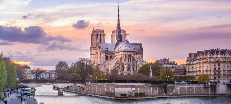photo of Notre-Dame cathedral from the pont de Tournelle